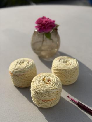 Preview: No 12 Butterlemon Yellow gesprenkelt
