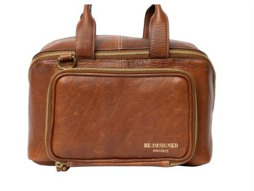 Project 39 – Ledertasche „Walnut Gold“ von Re:Designed